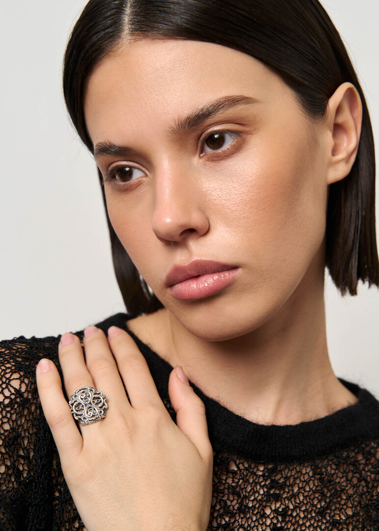 Dark Light m Silver Ring
