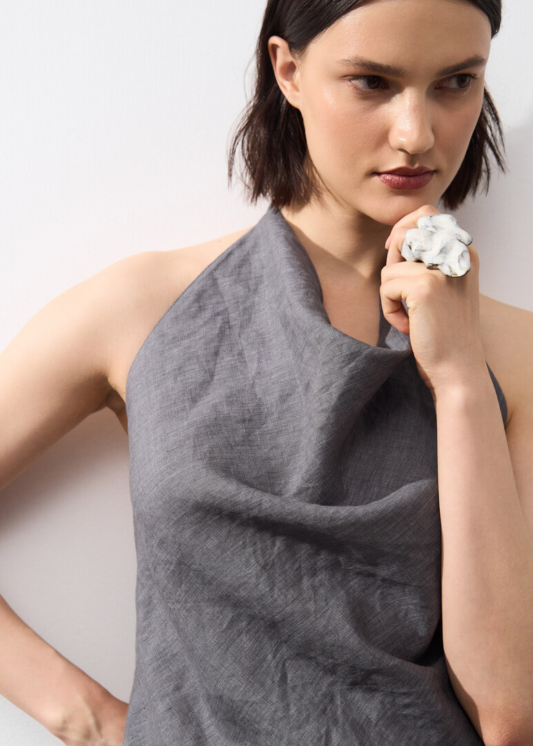 white ceramic ring