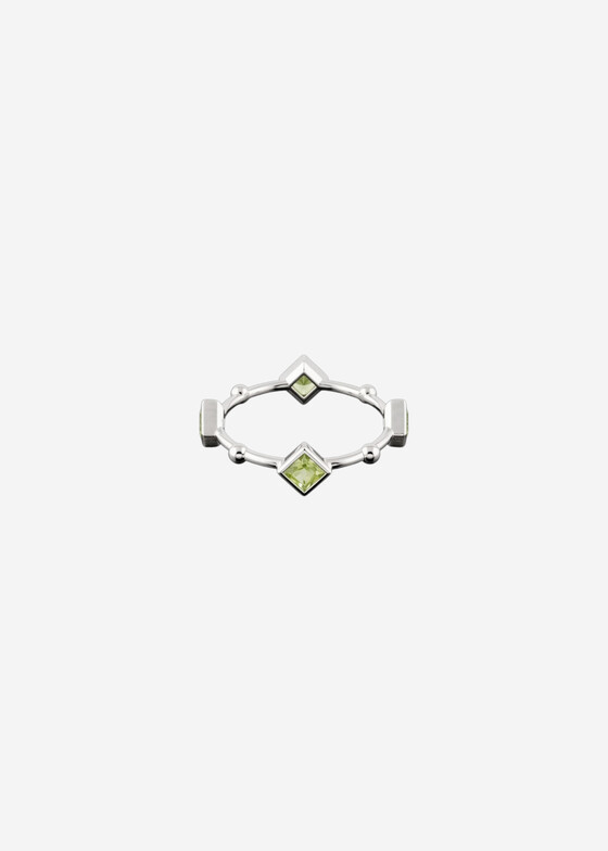 Тонкие кольца Wisteria Gems Тонкое кольцо из серебра с хризолитом