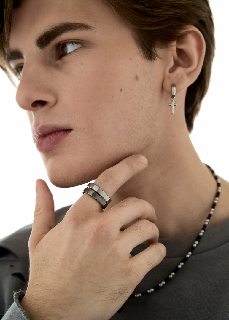 RING LOGAN Ring