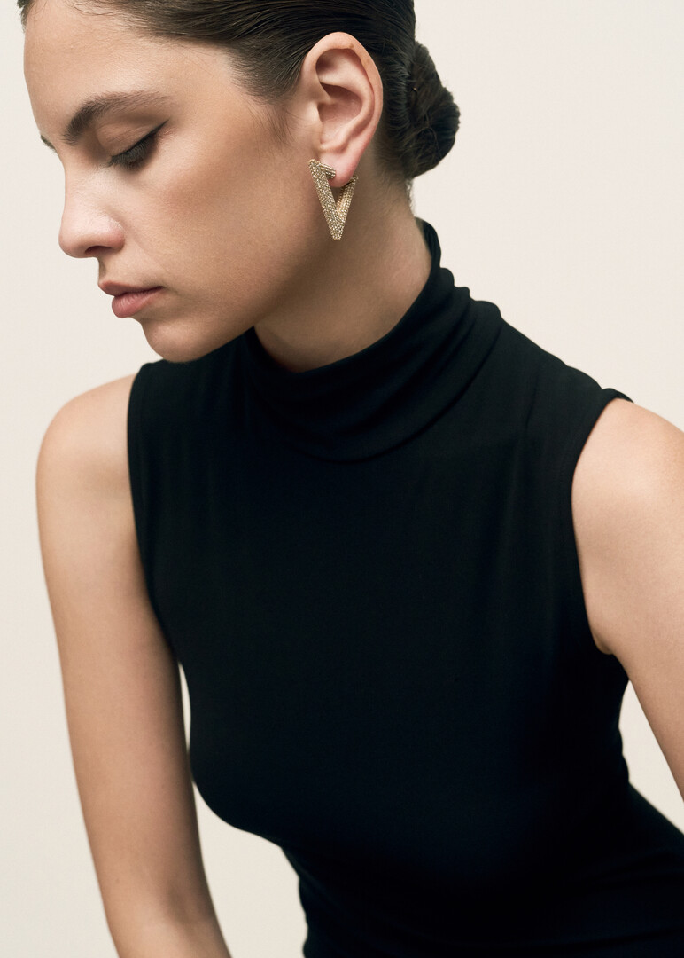 gold earrings with crystals