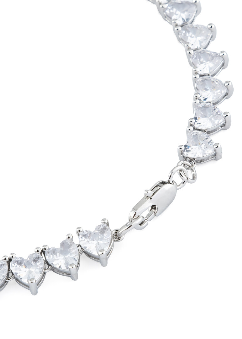 Necklace with crystals