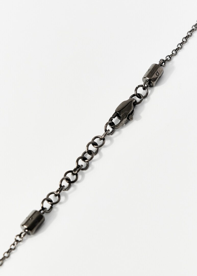 Necklace with a NECKLACE FORGE cross