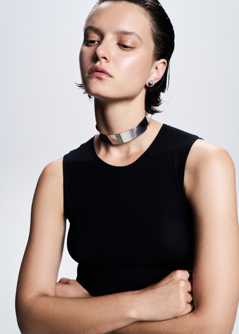 silver cuff mono-earring
