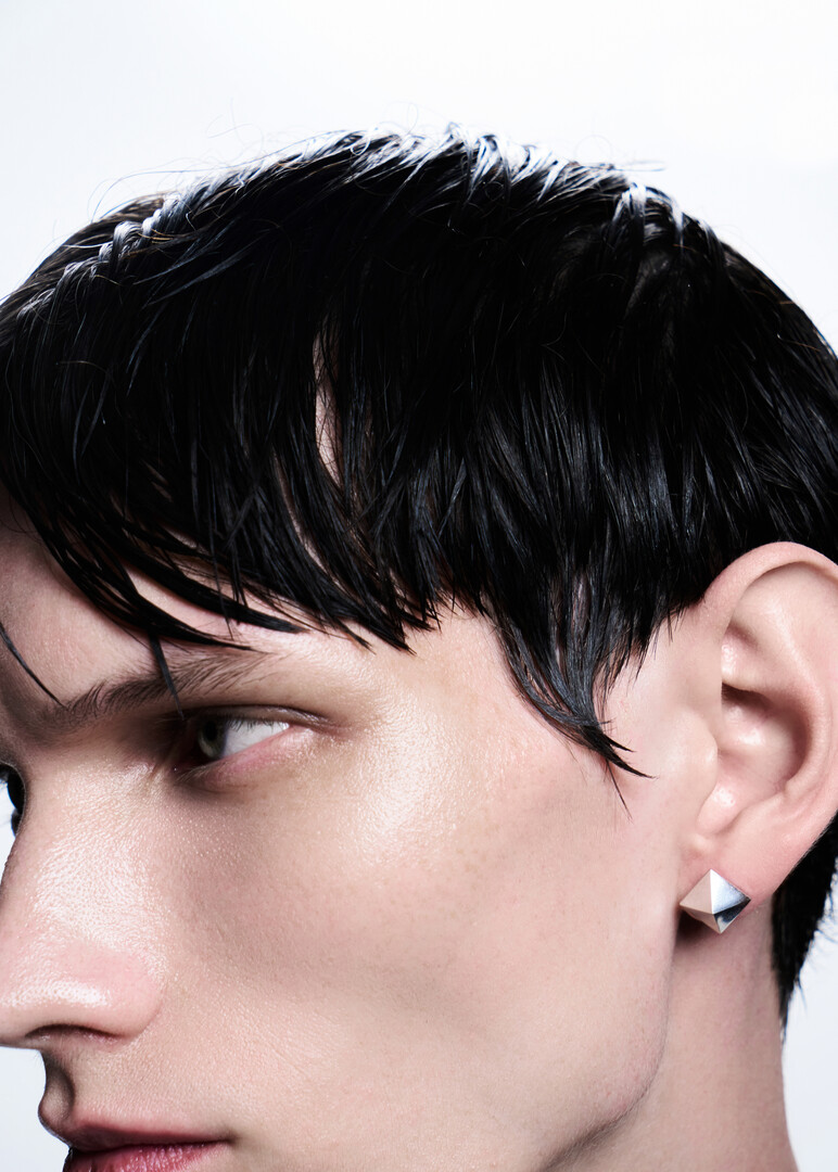 silver cuff mono-earring