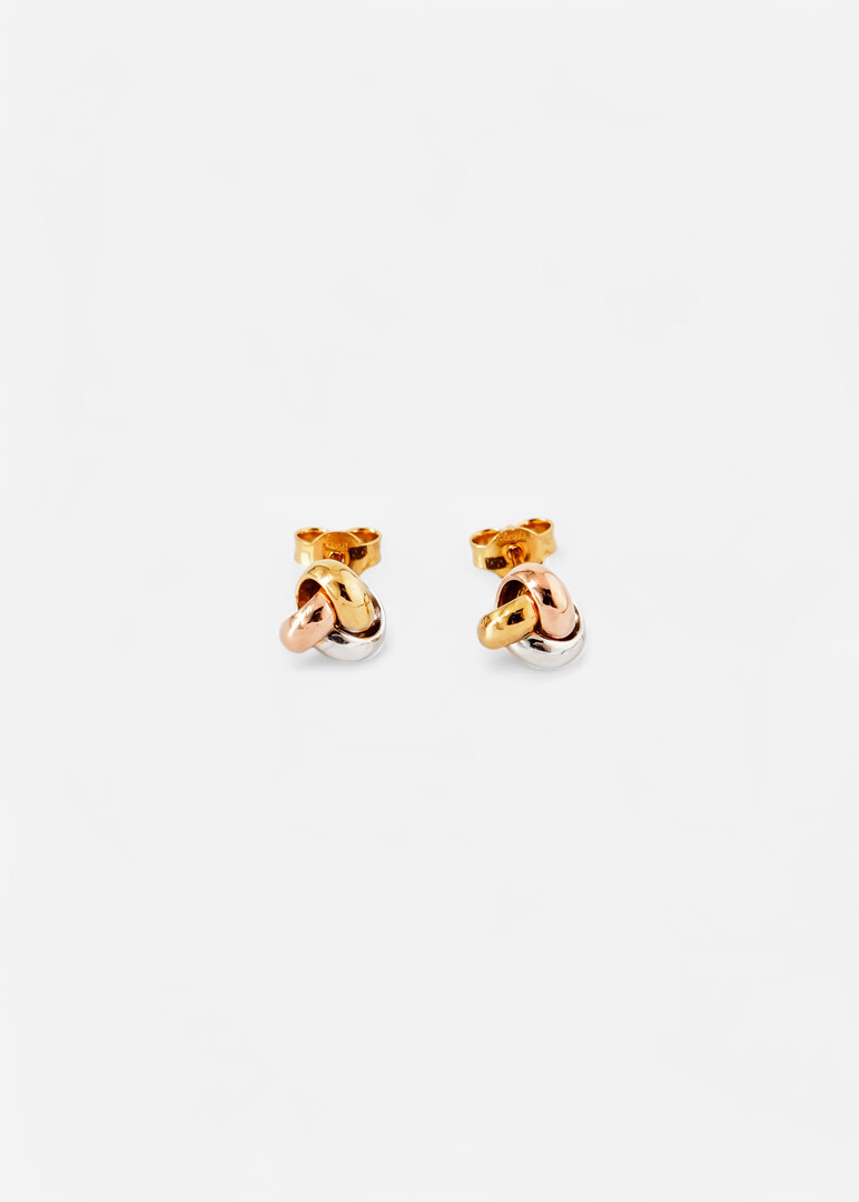 gold stud earrings