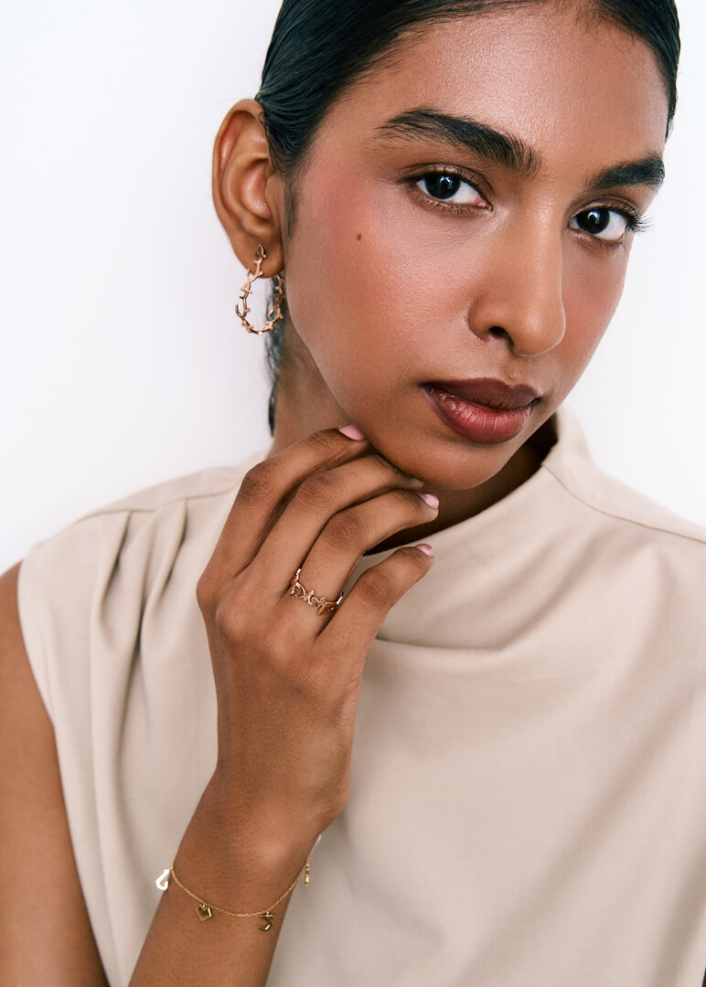 Ring – Hobb, 18K Rose Gold Word “Bhbk”