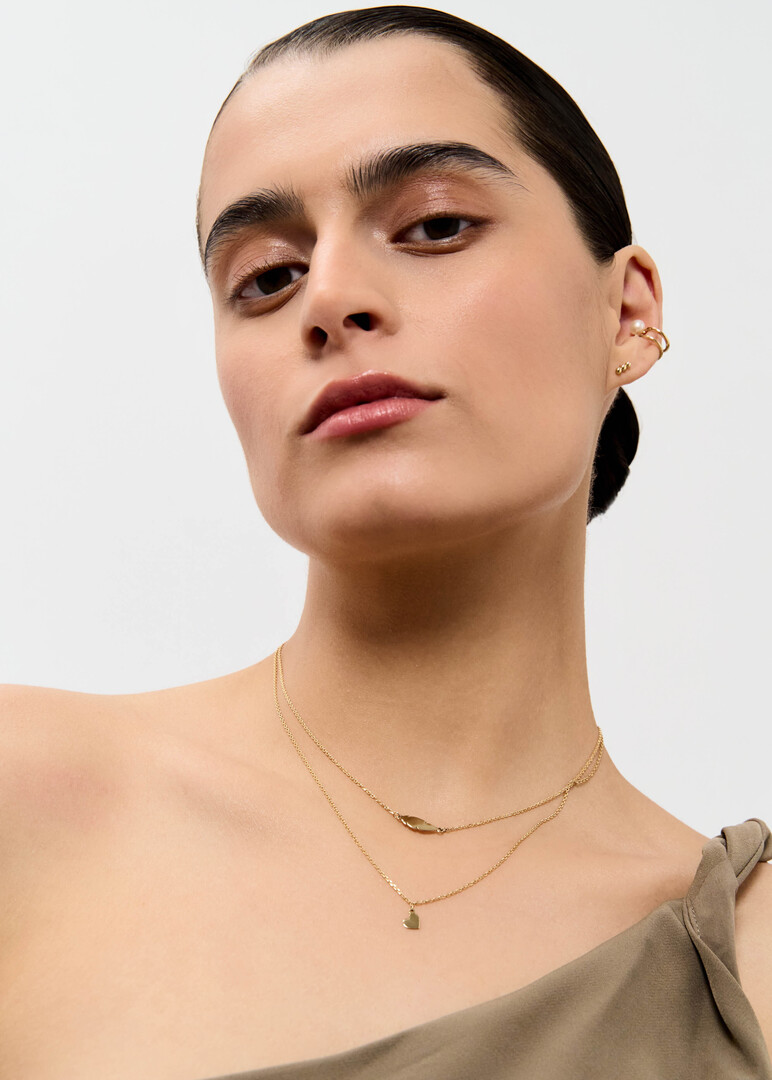 gold necklace