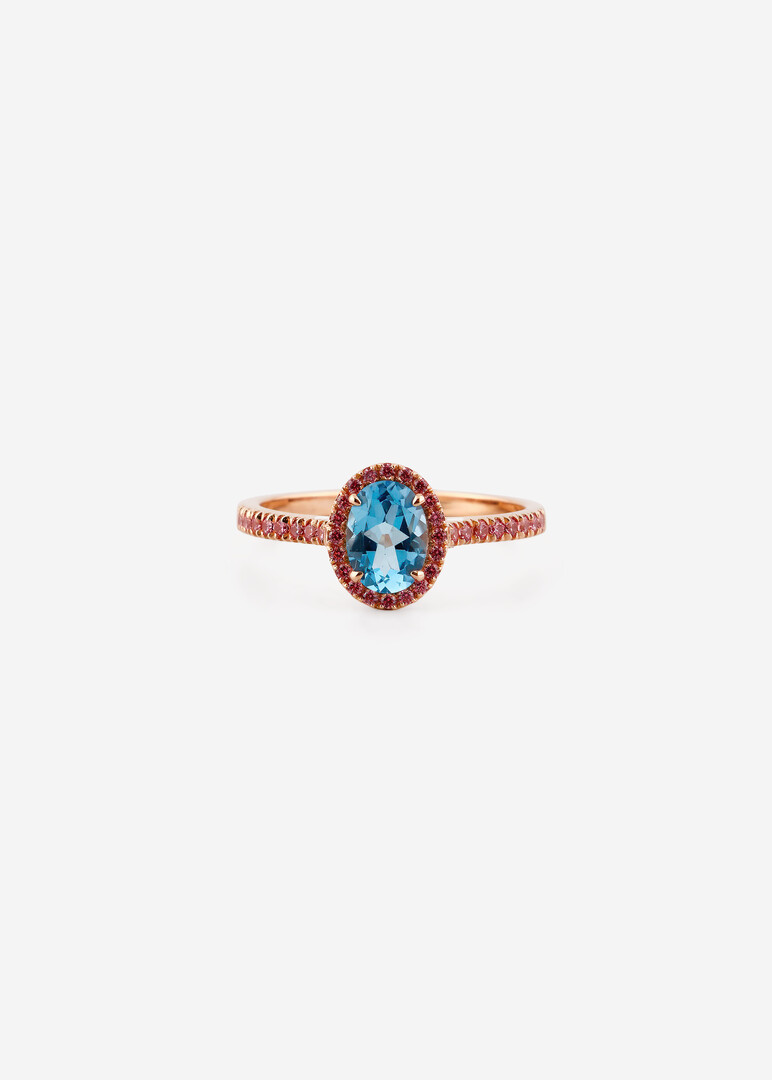 gold ring with topaz