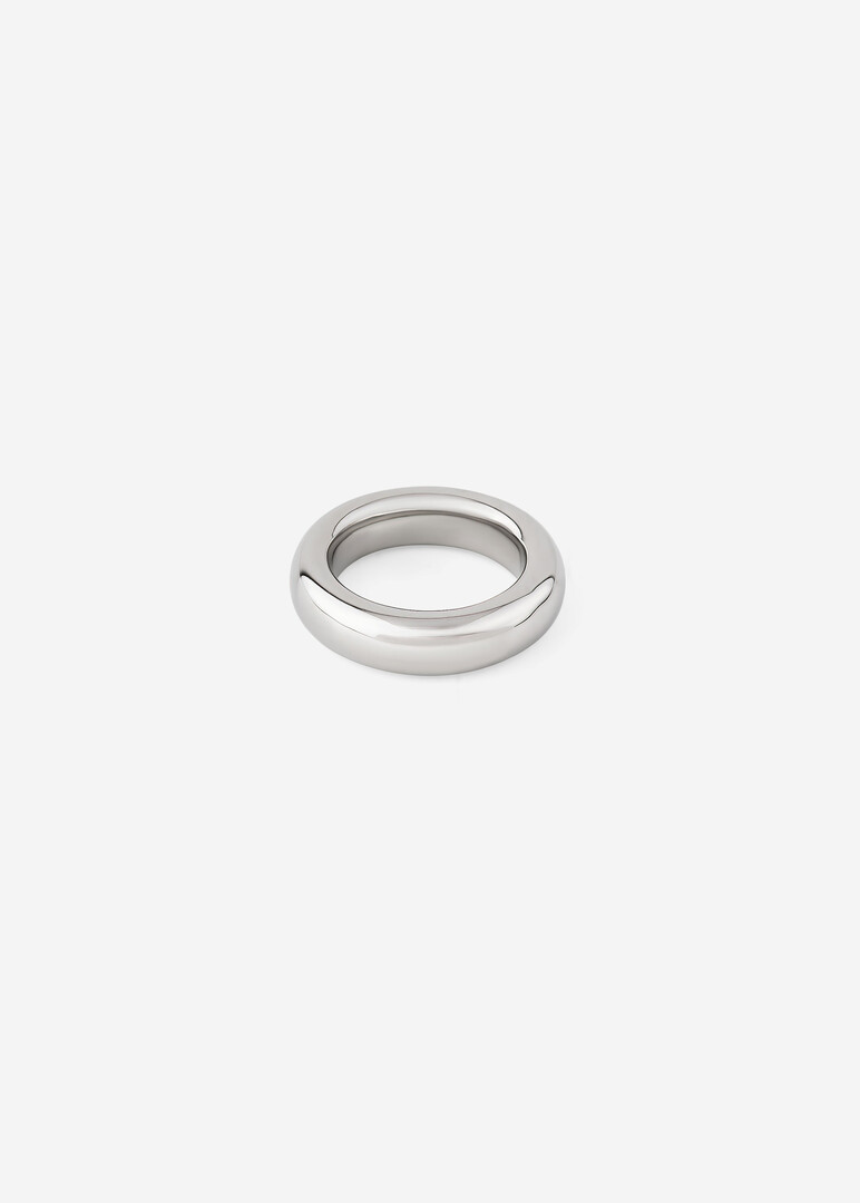 Smooth silver ring