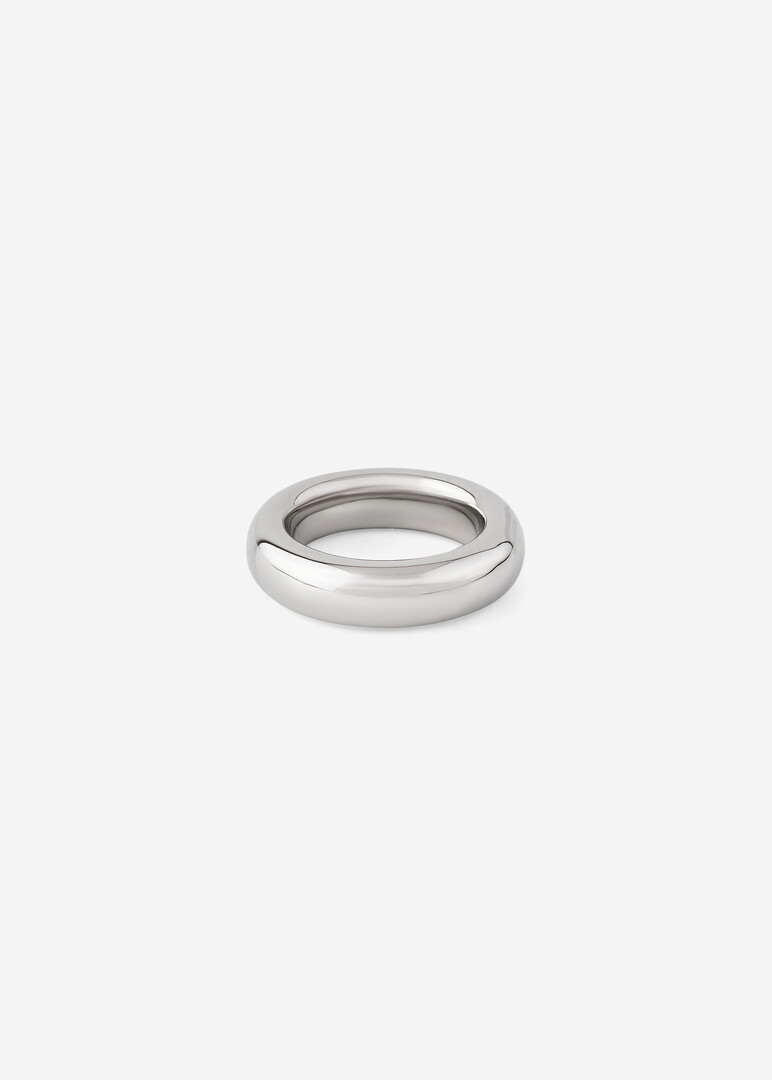 Smooth silver ring