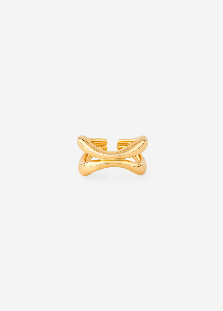 gold-tone ring