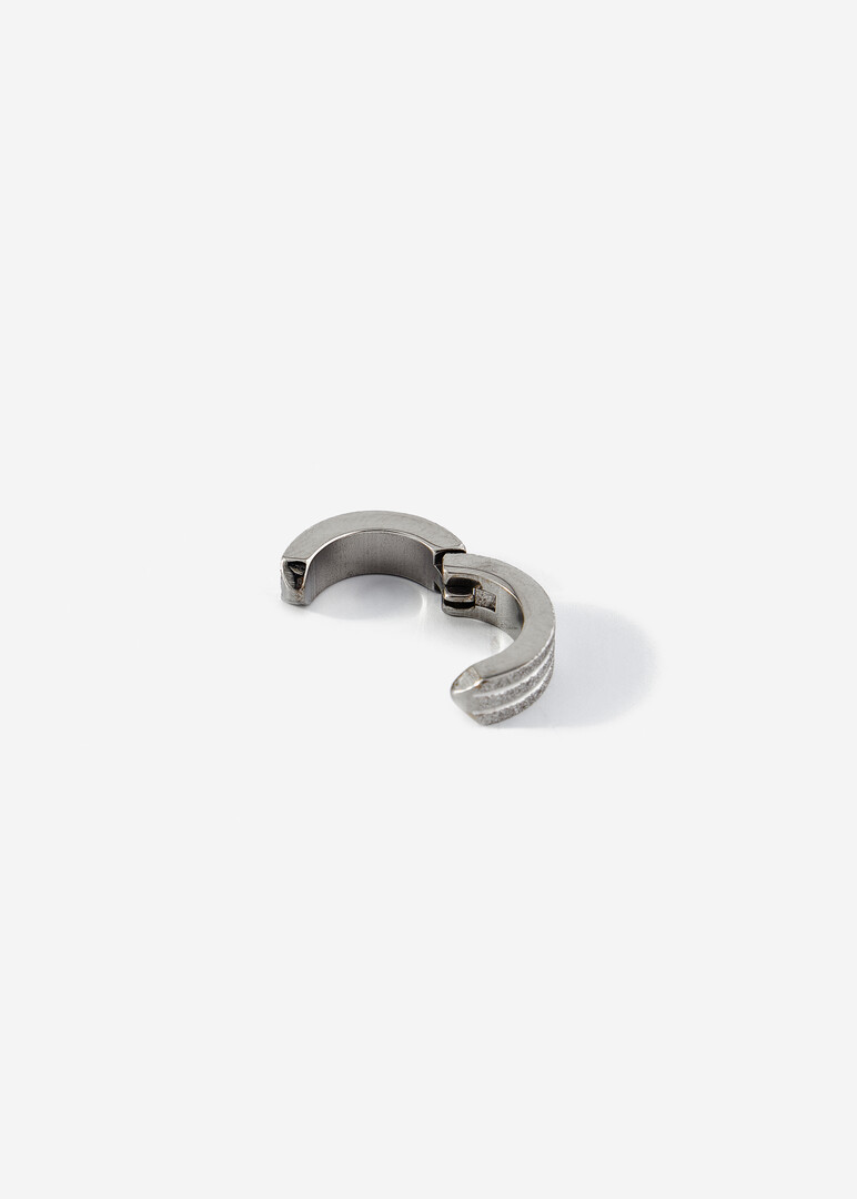 Steel clamp cuff