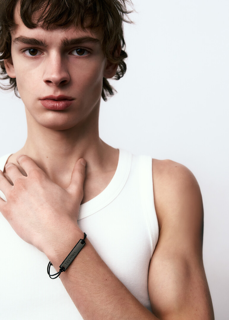 carbon bracelet