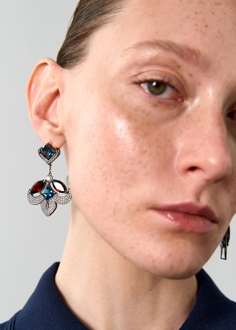 Gold earrings with topaz, garnet and diamonds