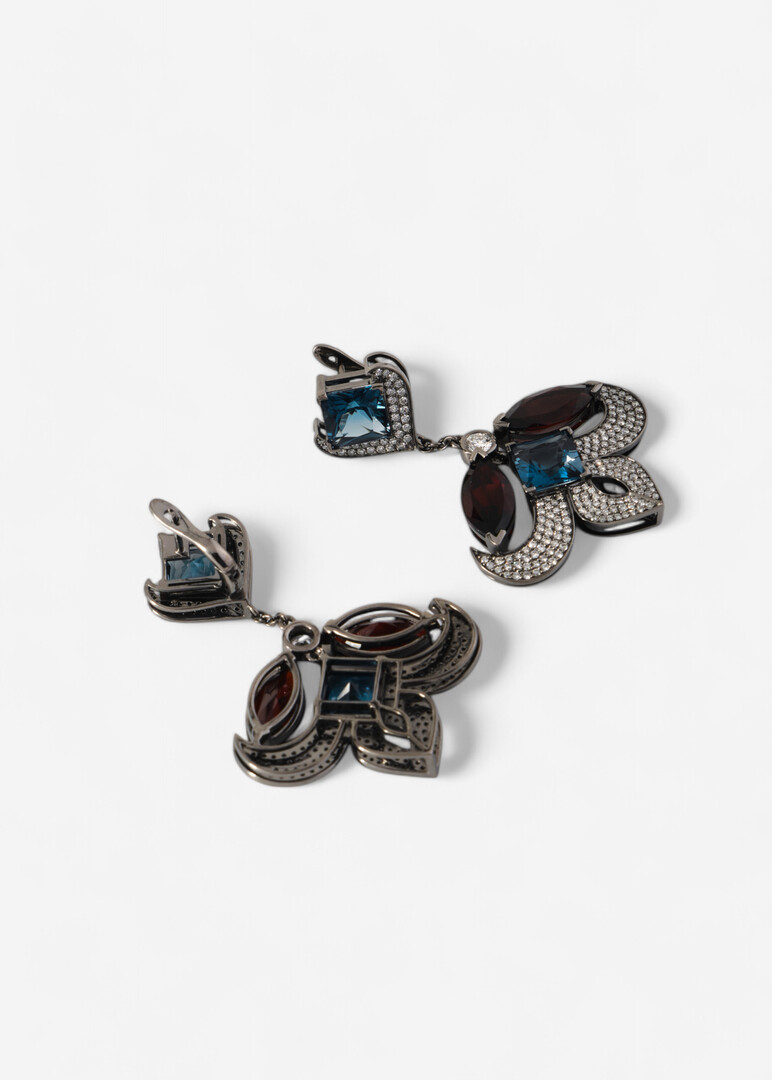 Gold earrings with topaz, garnet and diamonds