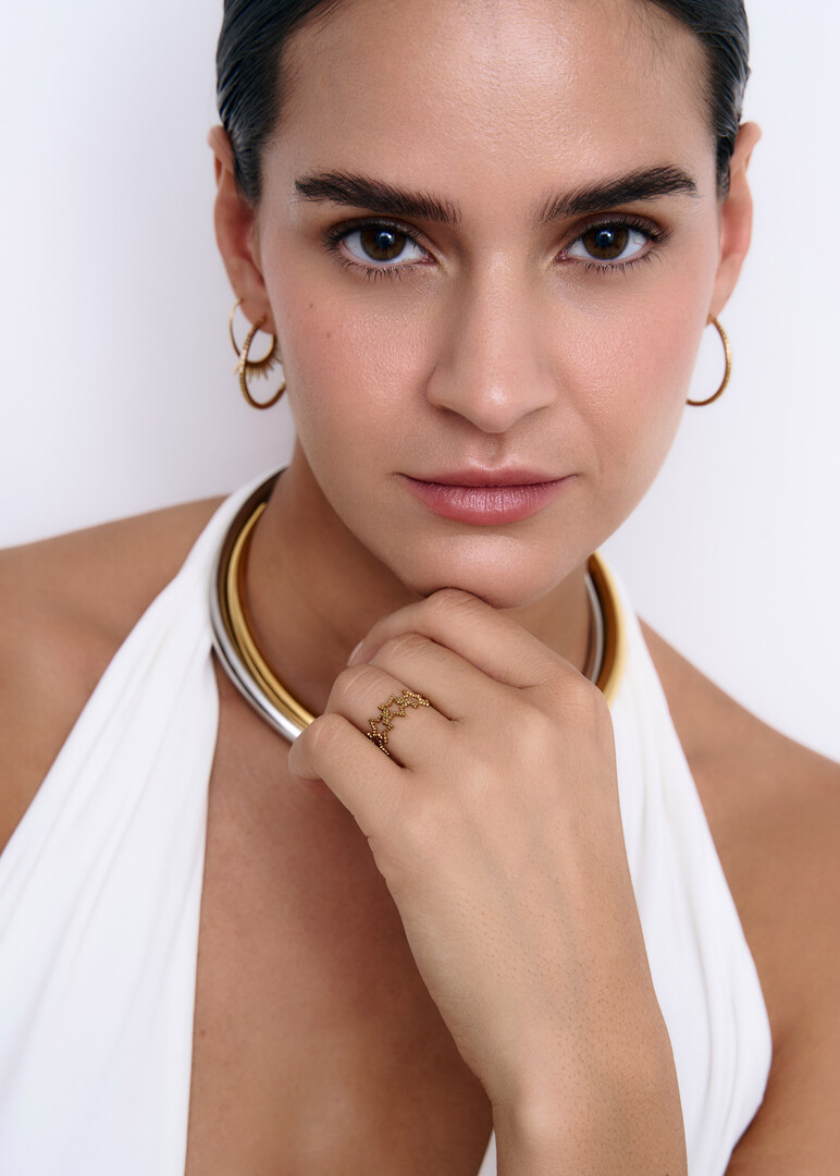 Gold stars ring
