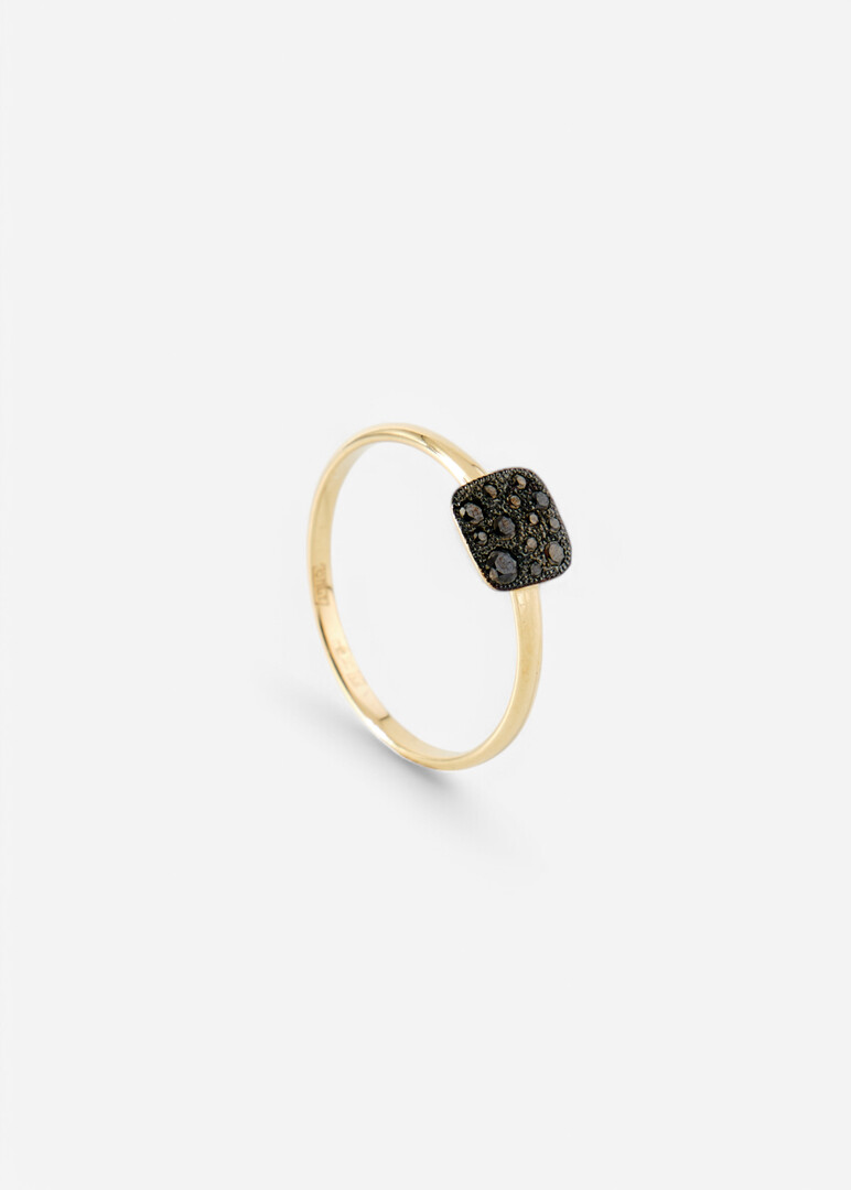 Gold and diamond ring