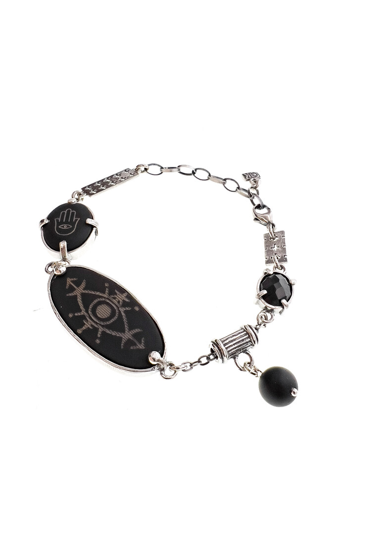 black spinel and white pearl chain bracelet