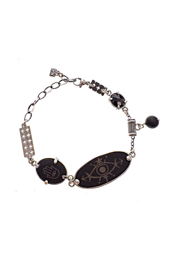 black spinel and white pearl chain bracelet