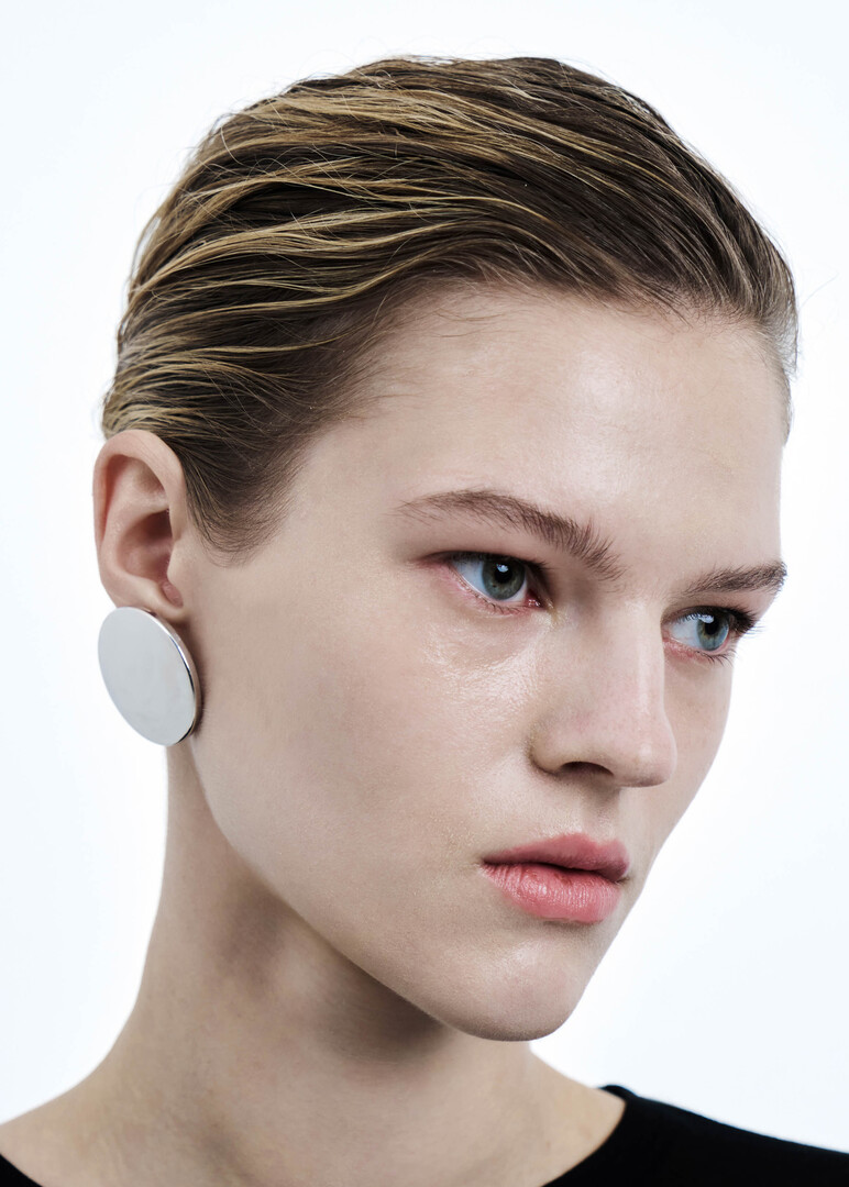 silver single earring «Badge»