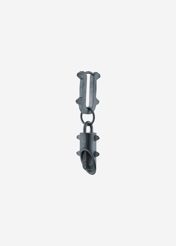Моносерьги Struga Моносерьга из серебра с турмалином Thorn + Amulet Thorn Medium