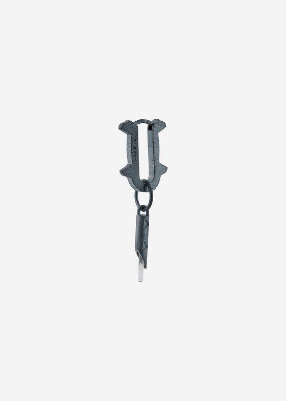 Моносерьги Struga Моносерьга из серебра с турмалином Thorn + Amulet Thorn Small