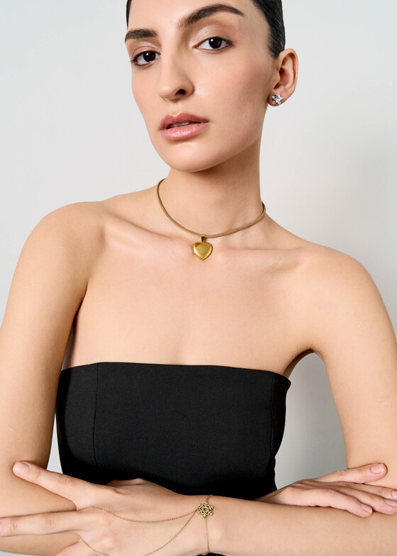 Акцентные колье Dzhanelli Jewellery Позолоченная подвеска из серебра «Сердце» на бежевом шнурке, коллекция ЛОКЕТЫ