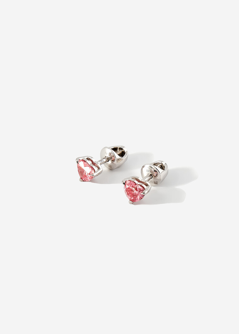 Earrings made of gold with pink grown diamonds