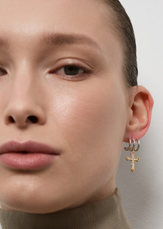 Моносерьги Adelya Jewellery Моносерьга из золота с бриллиантами