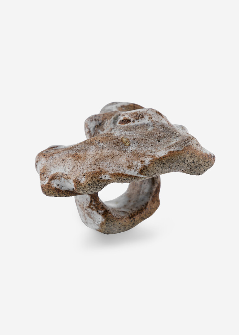 grey ceramic ring