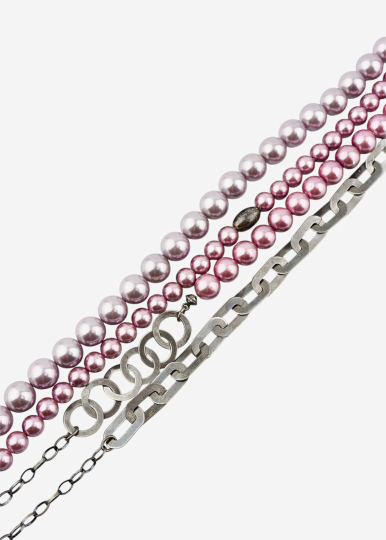 Layered pink pearls necklace