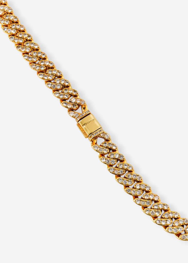 Gold chain with D2 suspensions