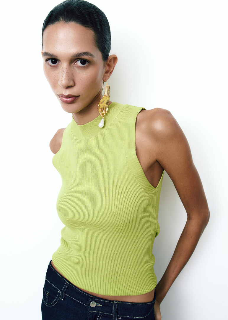 Gold-Plated Single Earring Hold Me by Odile Cano