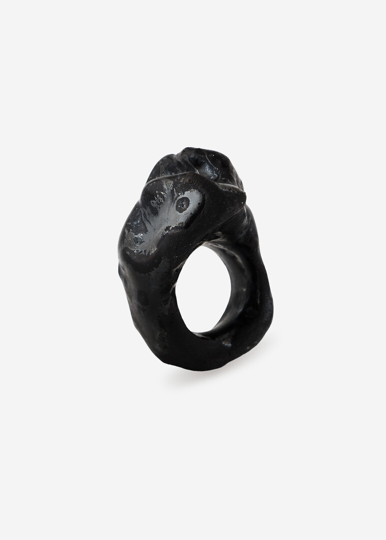black ceramic ring