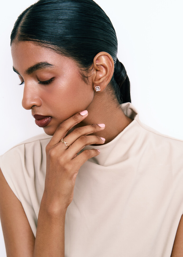 Rose gold ring Love