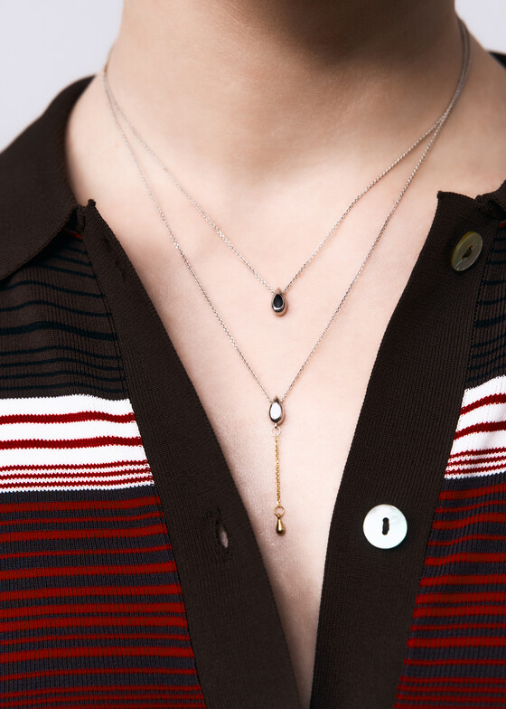 Кулоны и подвески УРА jewelry Подвеска из серебра с эмалью из коллекции GOUTTE «Капля»