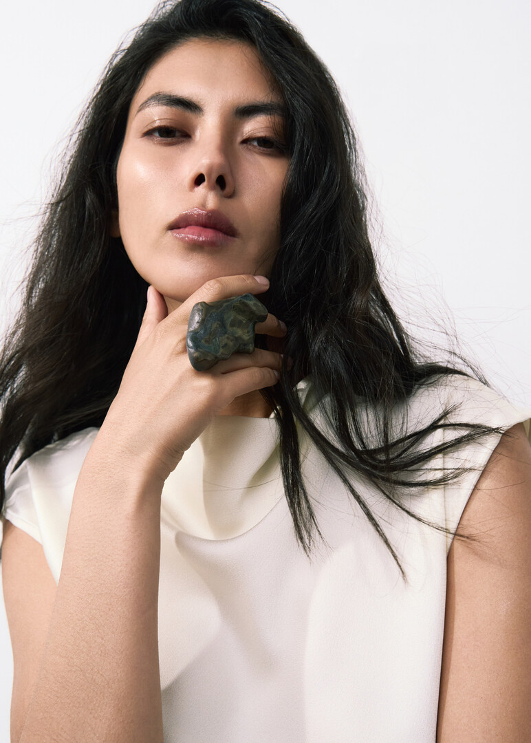 green ceramic ring