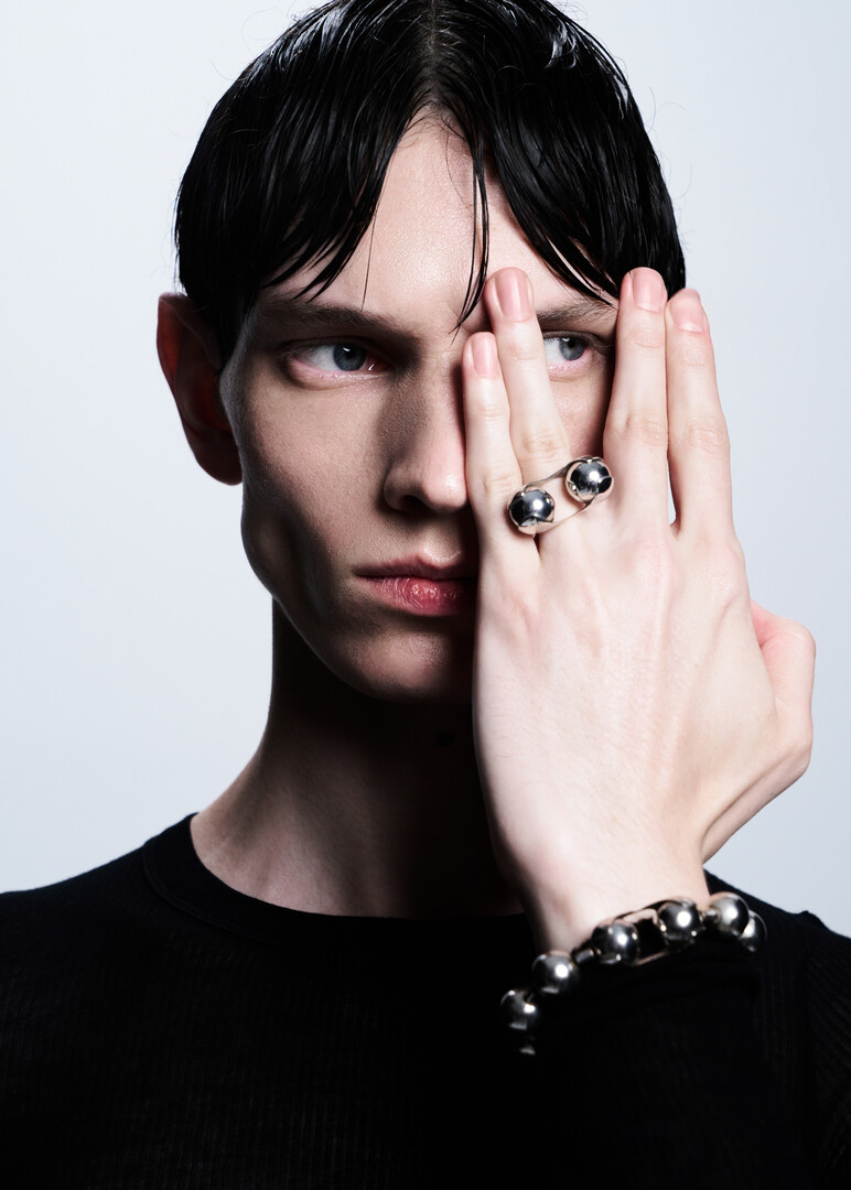 silver pearl ring