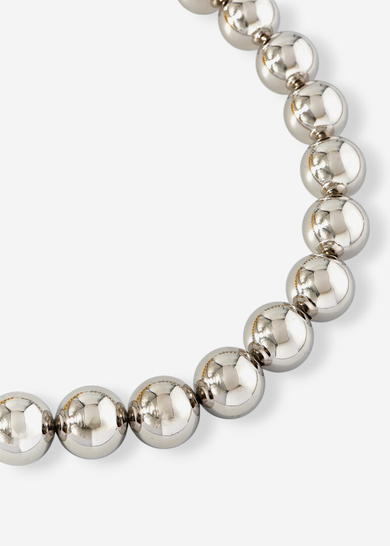 Bicolor necklace made of large balls
