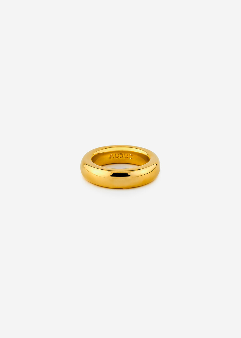 Smooth golden ring