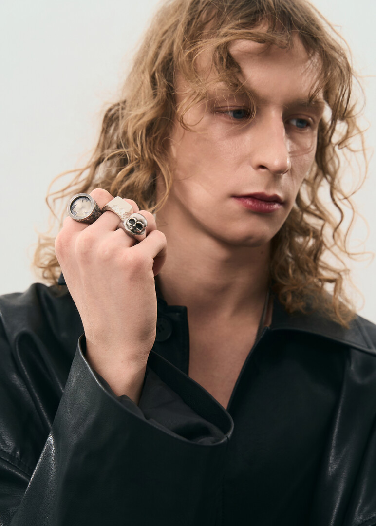 Ring with a face made of silver RISTO AMULET