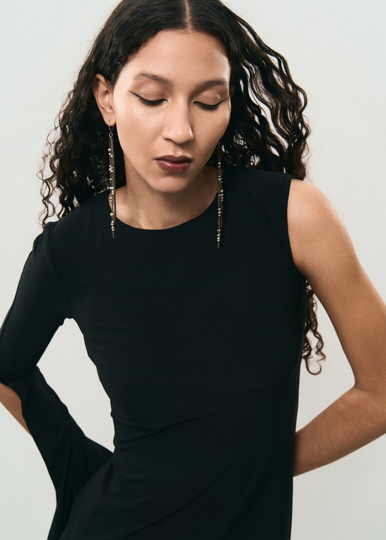 DANIQUE FINE PEARLS MULTI CHAINS — long silver earrings with chains