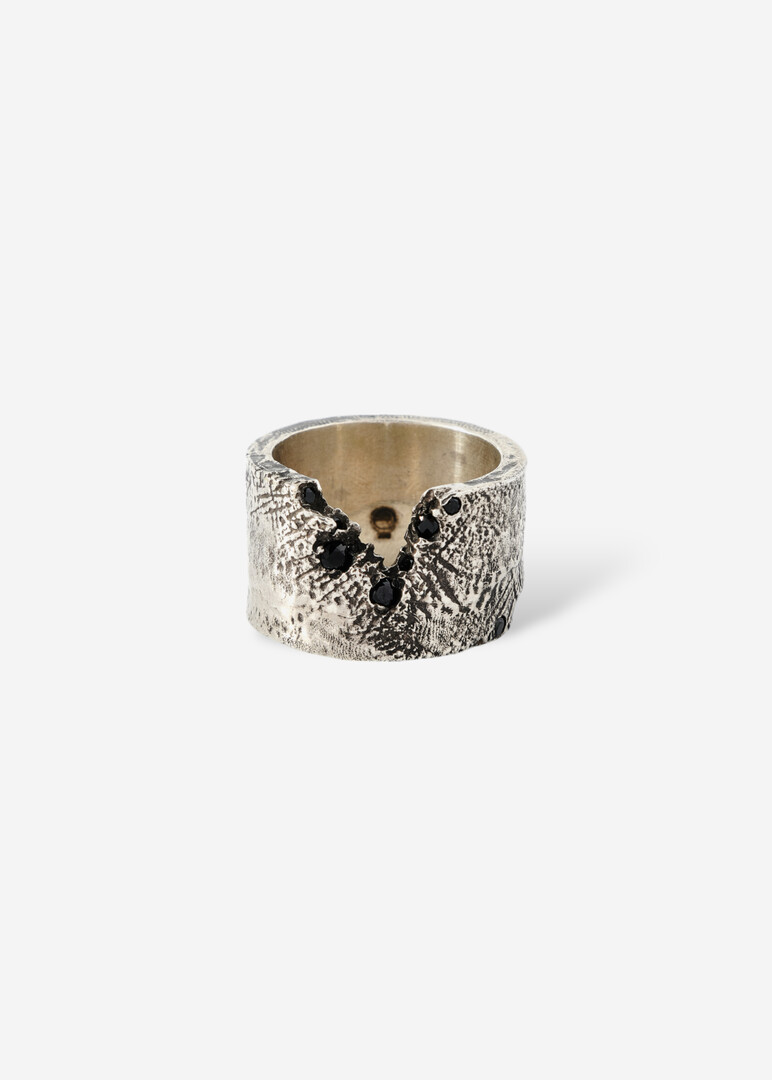 ASTEROID FIANITE RING made of silver
