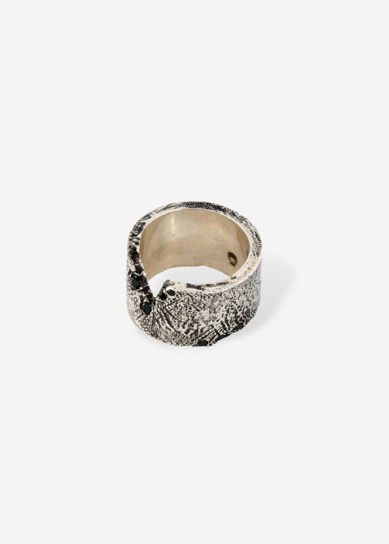 ASTEROID FIANITE RING made of silver
