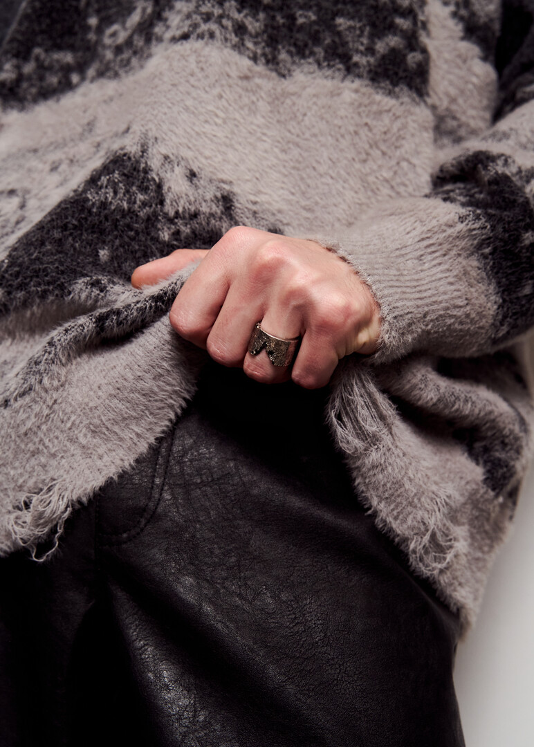 ASTEROID FIANITE RING made of silver