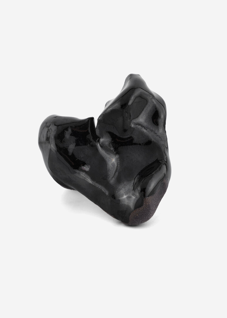 black ceramic ring