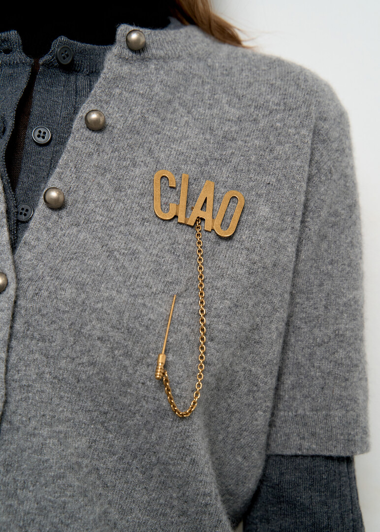 Large gilded brooch CIAO
