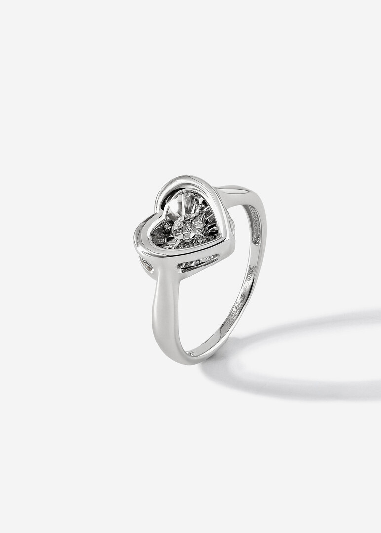 Gold ring with diamond heart