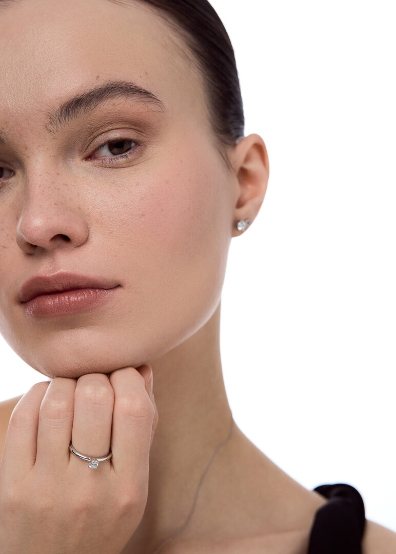 white gold ring with a cubic zirconia